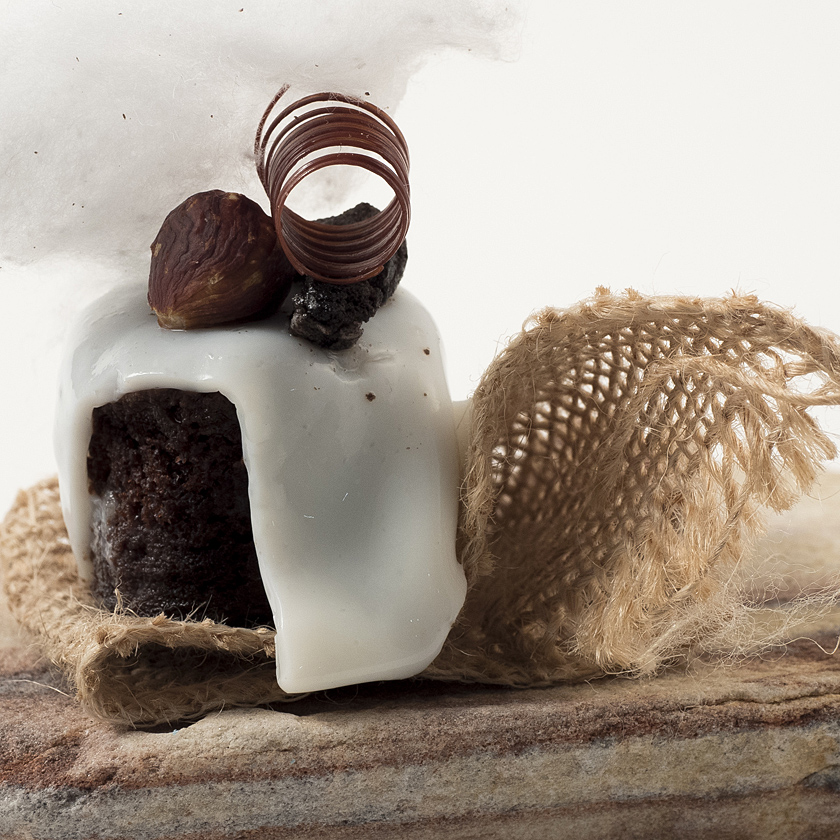 LECHE, CACAO, AVELLANAS Y AZÚCAR...